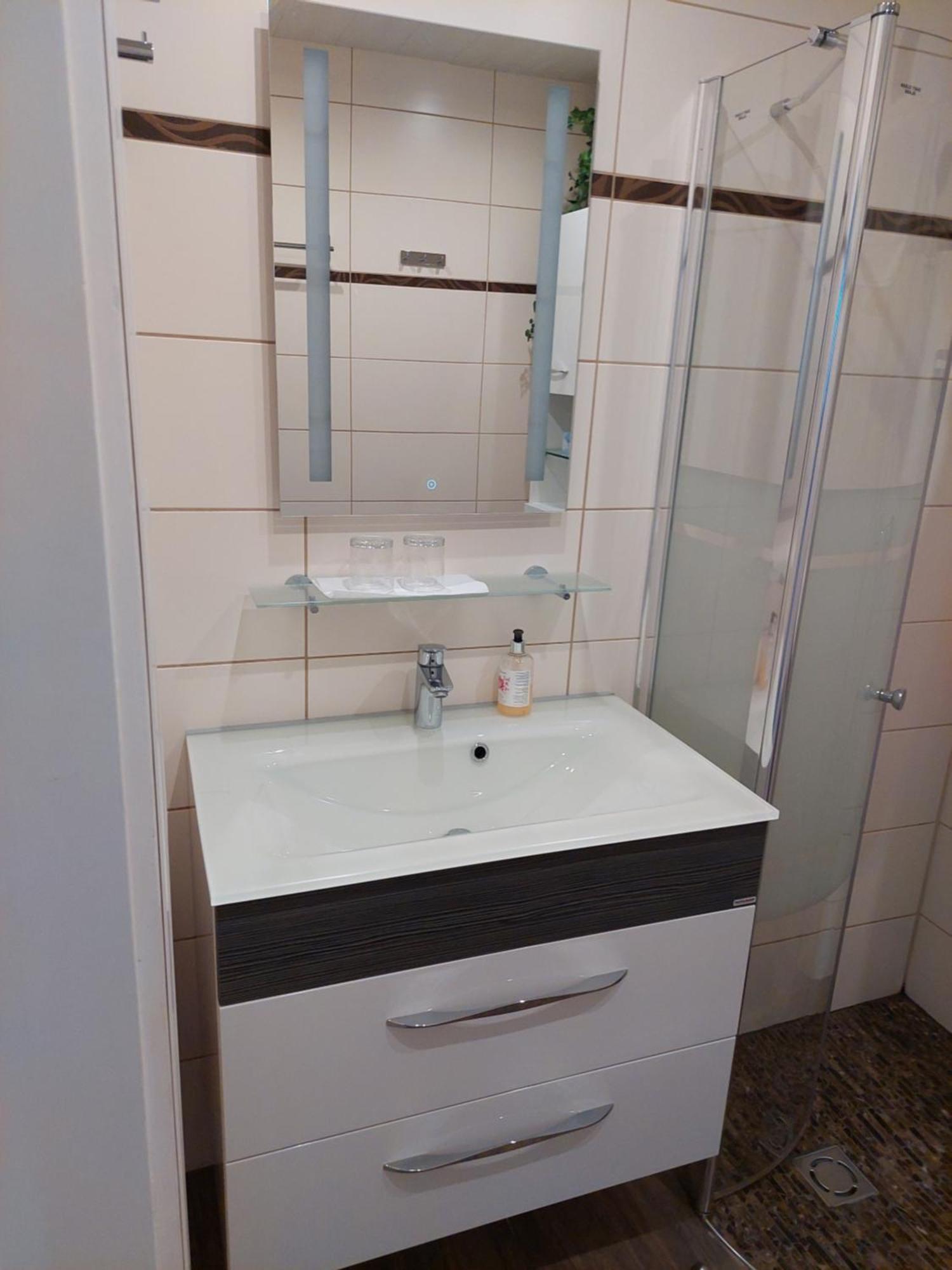 Wohnung mit Charme in Pinsdorf Exterior foto