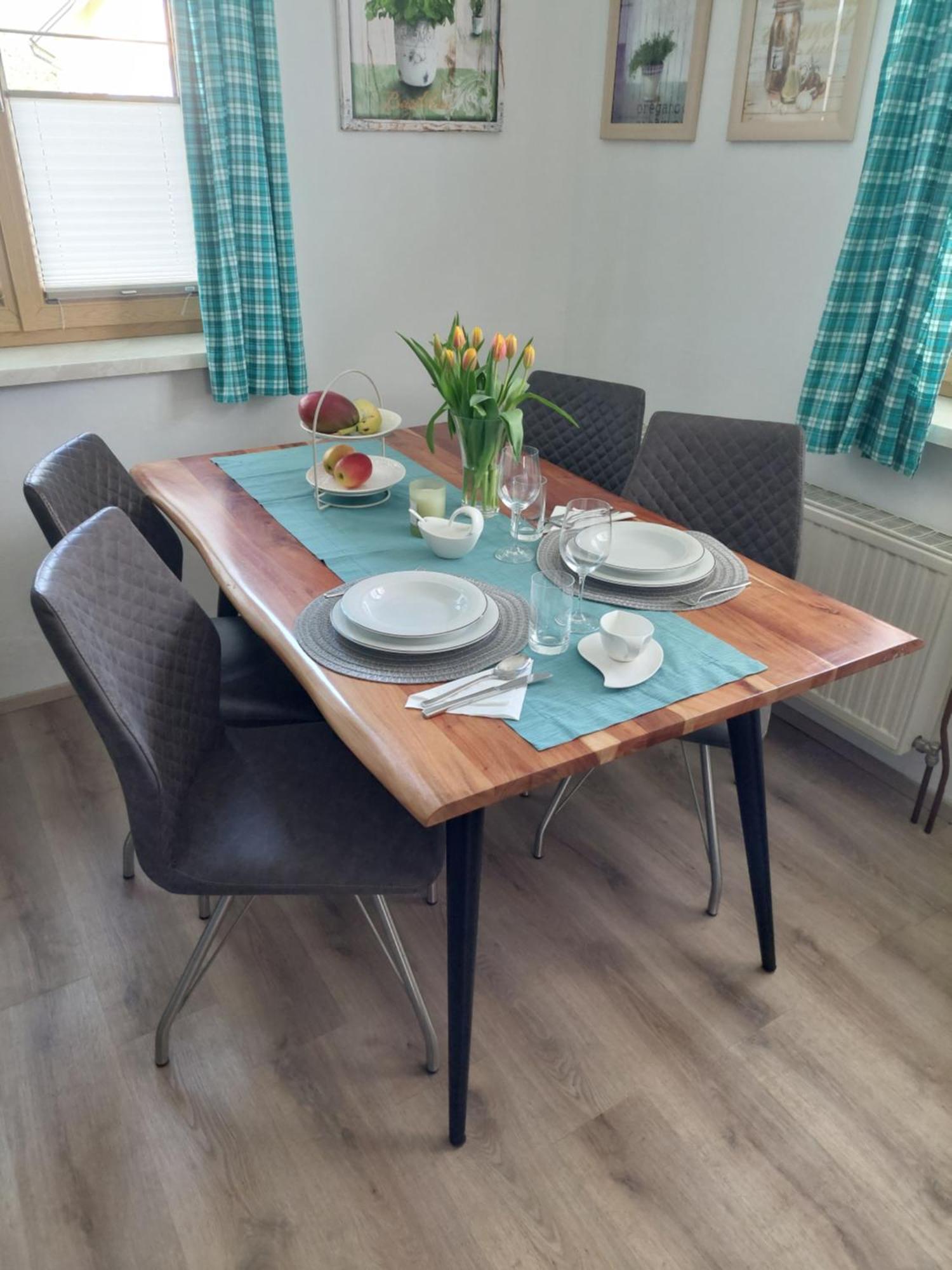 Wohnung mit Charme in Pinsdorf Exterior foto